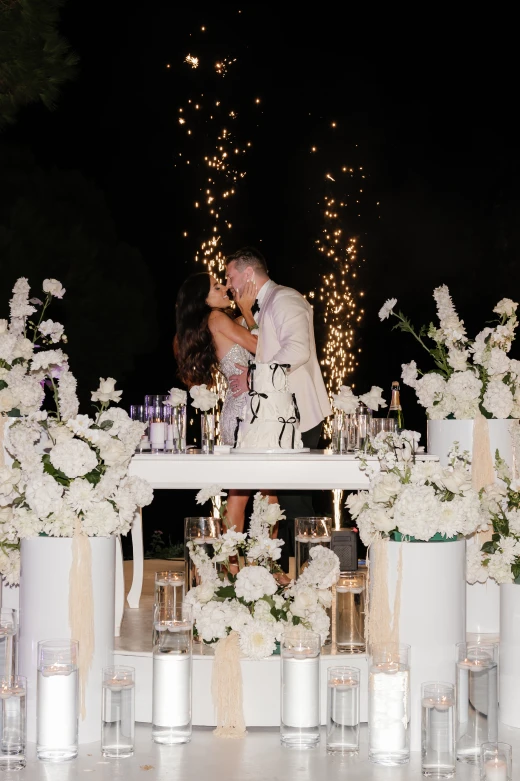 Lucia & Ross - image 16