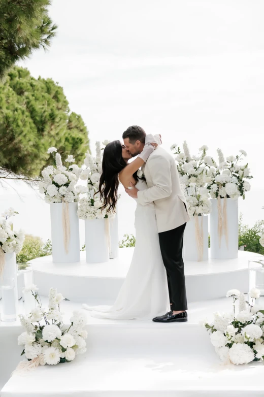 Lucia & Ross - image 6