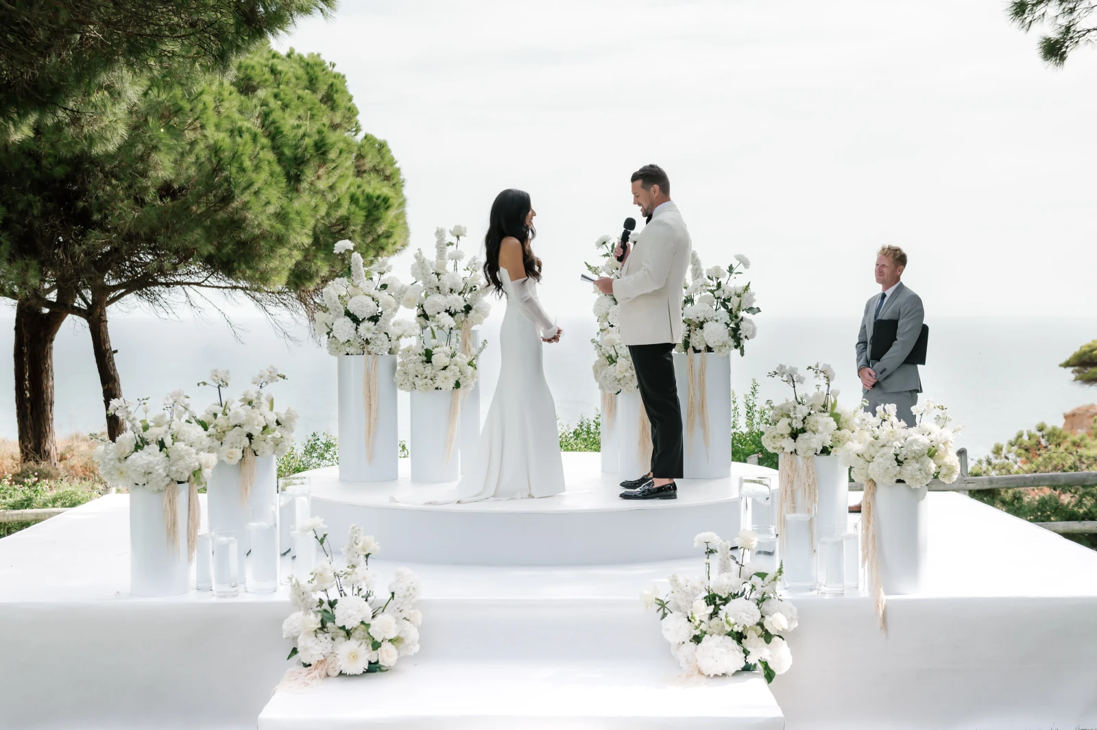 Lucia & Ross - gallery image