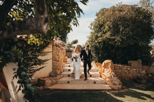 Sophie & Jamie - image 4
